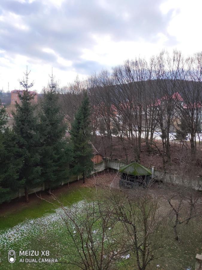 Золота Поляна公寓 外观 照片